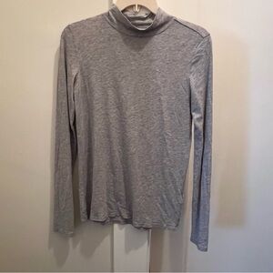 Everlane Gray Mockneck Long Sleeve Top
